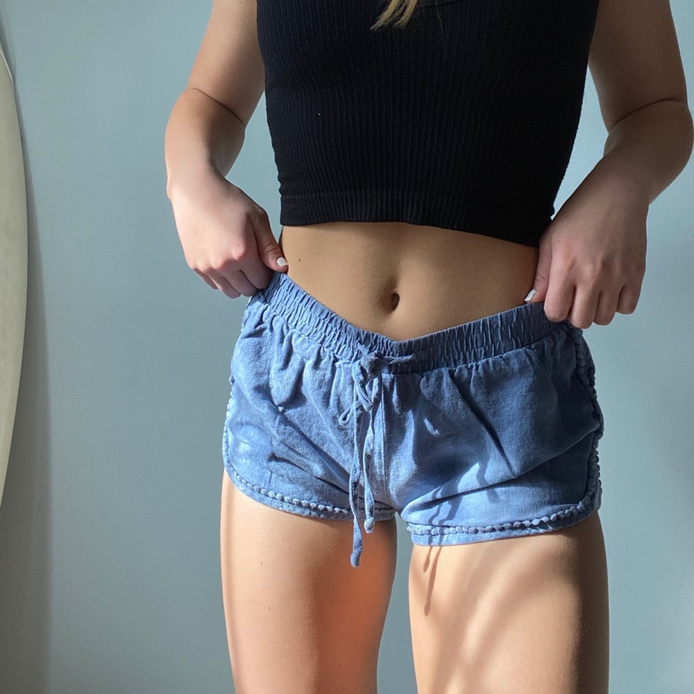 Aeropastel soft shorts